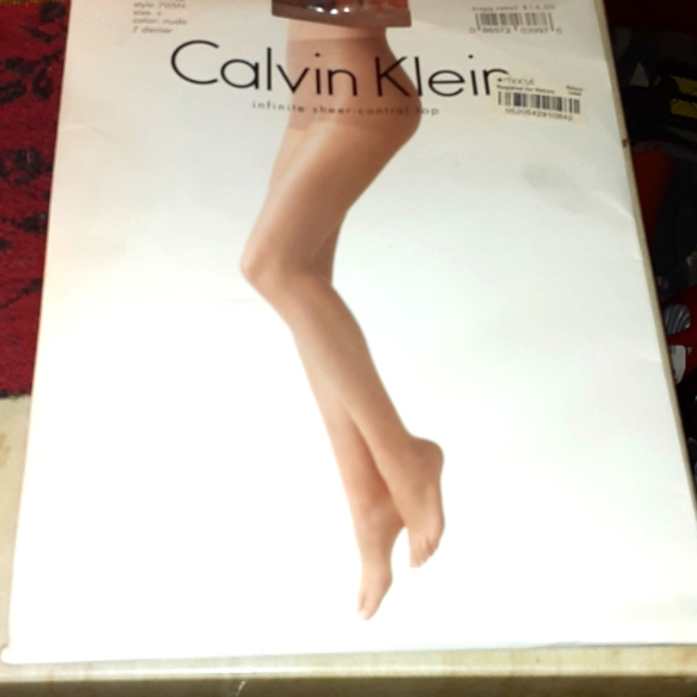VINTAGE CALVIN KLEIN INFINITE SHEER CONTROL TOP PANTYHOSE NEW IN PACKAGE
